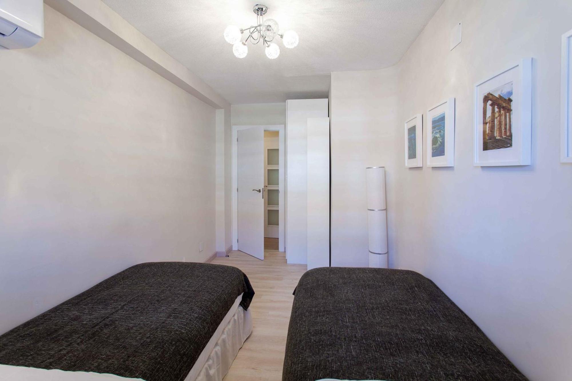 Apartment Malvarrosa Beach Cavite Valencia Eksteriør billede