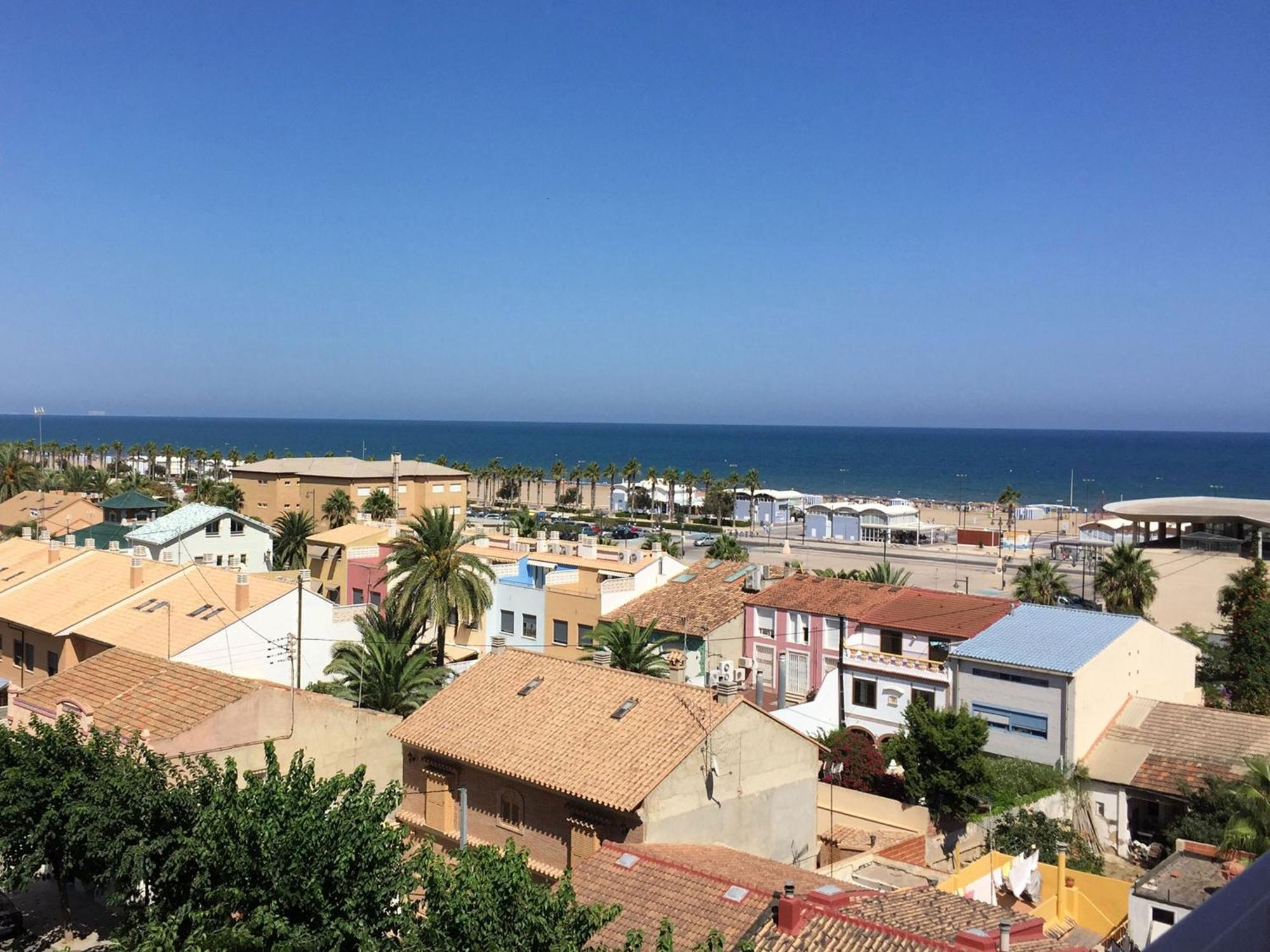 Apartment Malvarrosa Beach Cavite Valencia Eksteriør billede